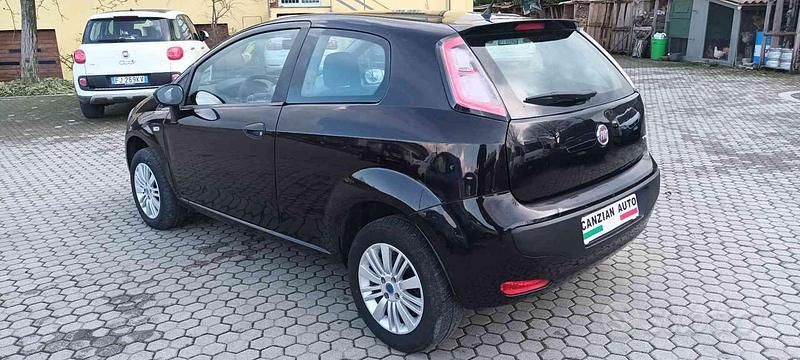 Usata Fiat Punto Evo Dynamic 77 CV (56 kW) 2009 Nero Utilitaria