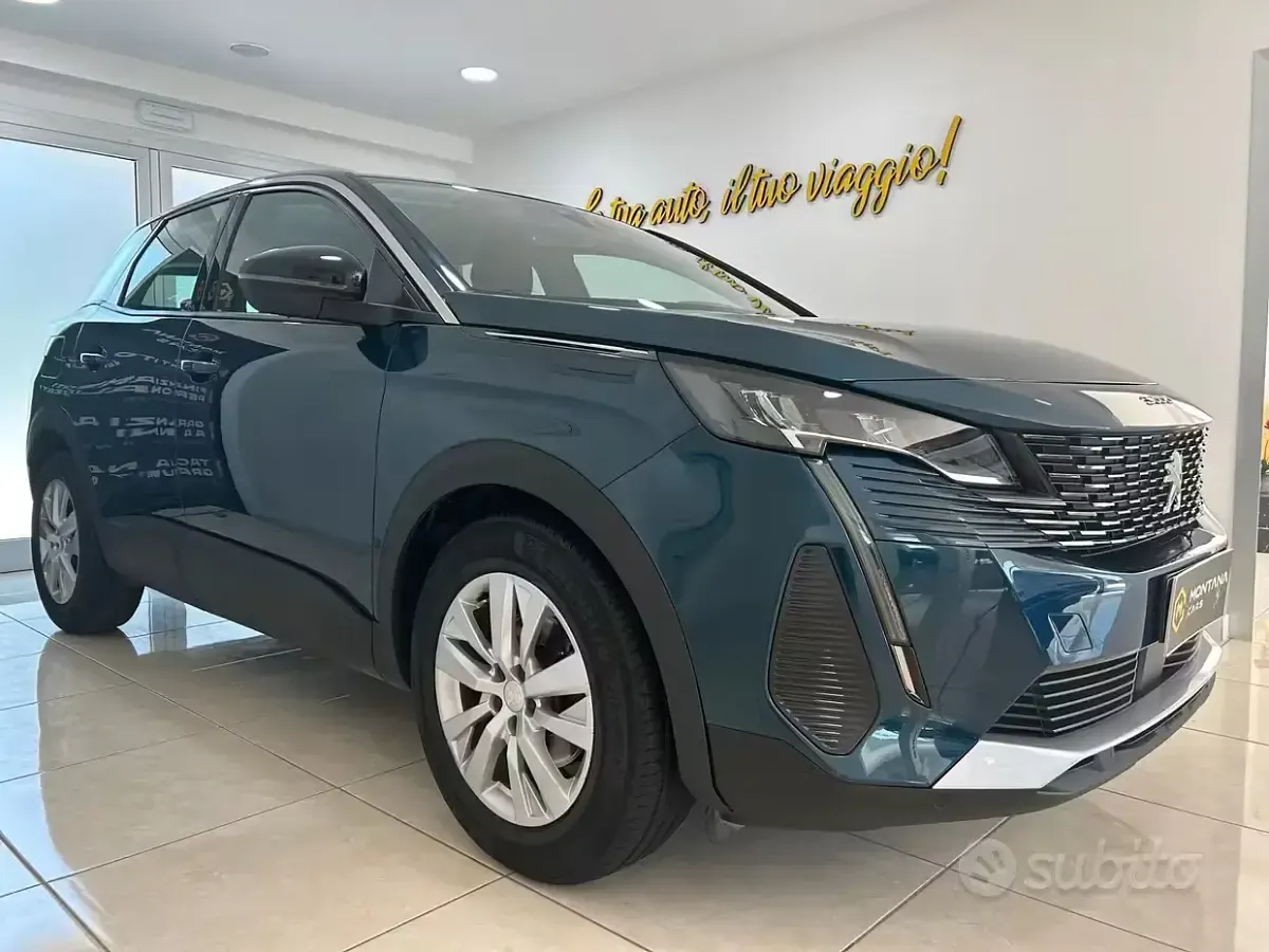 Usata Peugeot 3008 Active 131 CV (96 kW) 2022 Blue celebes SUV