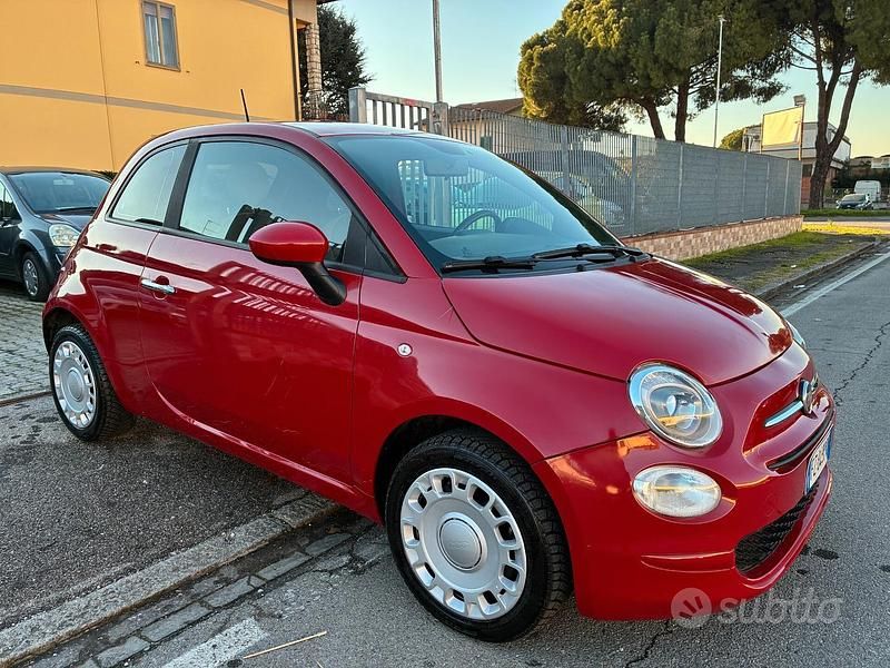 Usata Fiat 500 Dolcevita 69 CV (50 kW) 2019 Rosso Berlina