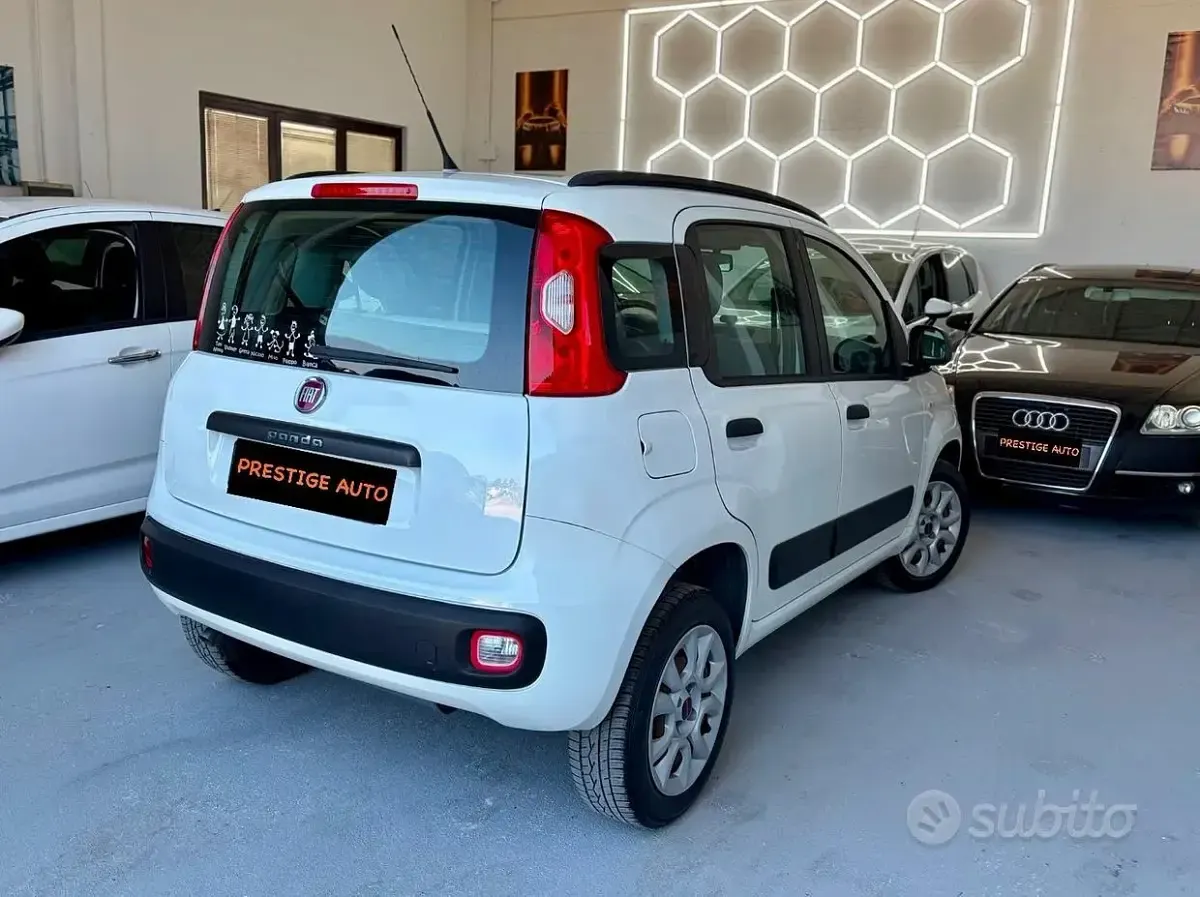 Usata Fiat Panda Easy 80 CV (58 kW) 2015 Bianco Utilitaria