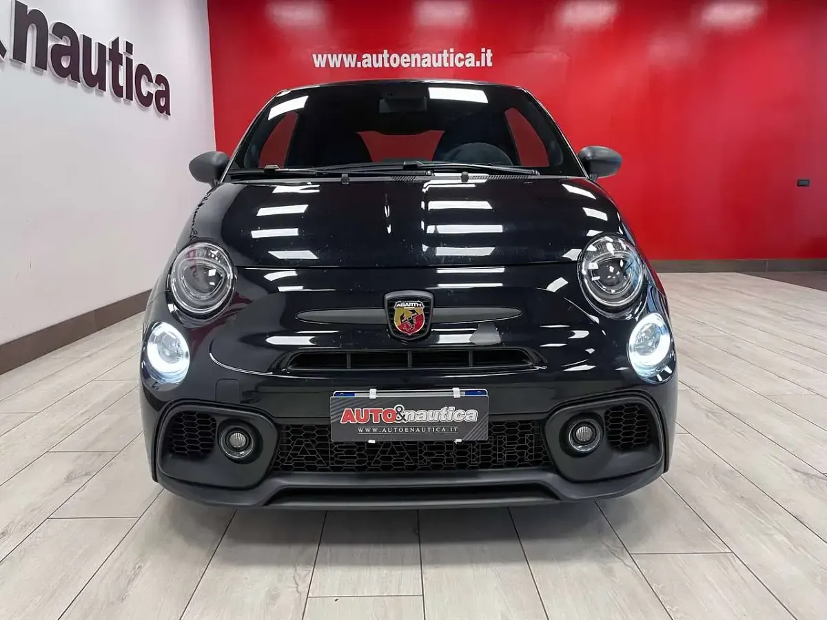 Usata Abarth 695 179 CV (131 kW) 2024 Nero Utilitaria