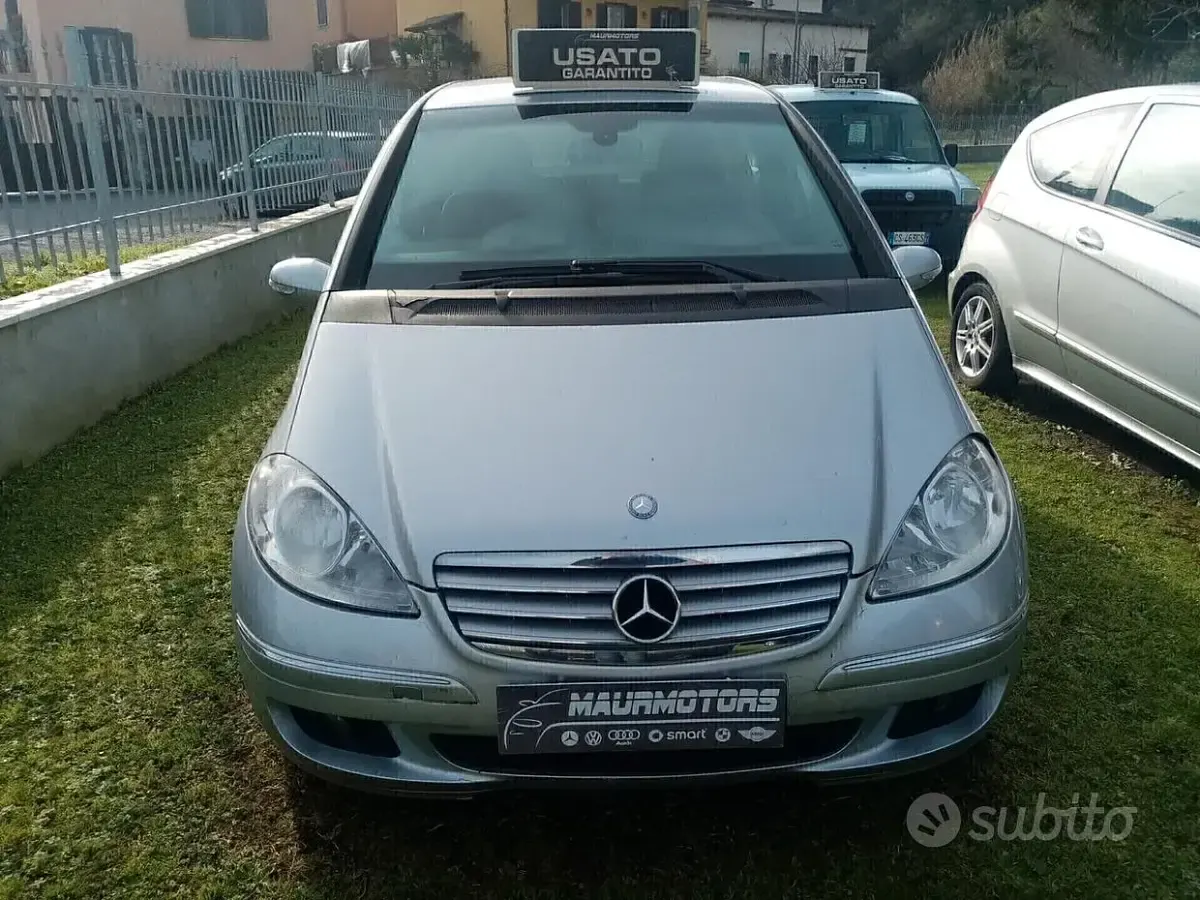 Usata Mercedes A180 Avantgarde Edition 109 CV (80 kW) 2009 Grigio Berlina