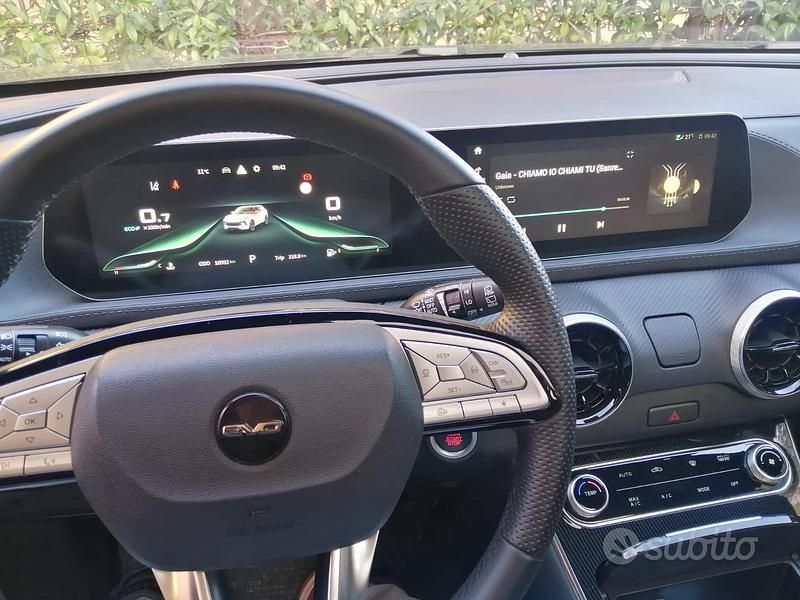 Usata EVO Evo 6 176 CV (129 kW) 2025 Verde SUV