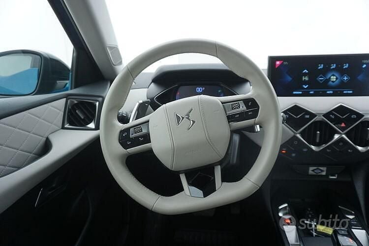 Usata DS Automobiles DS3 Crossback Grand Chic 131 CV (96 kW) 2022 Blu SUV