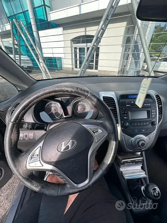Usata Hyundai i20 75 CV (55 kW) 2014 Grigio Utilitaria