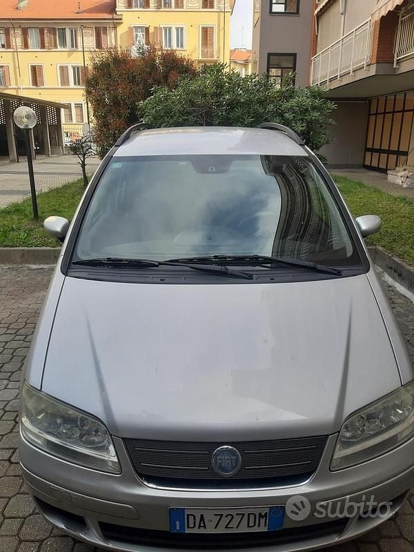 Usata Fiat Idea Dynamic 2006 Grigio Monovolume