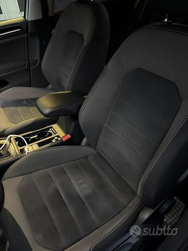 Usata VW Golf VII 110 CV (80 kW) 2017 Utilitaria