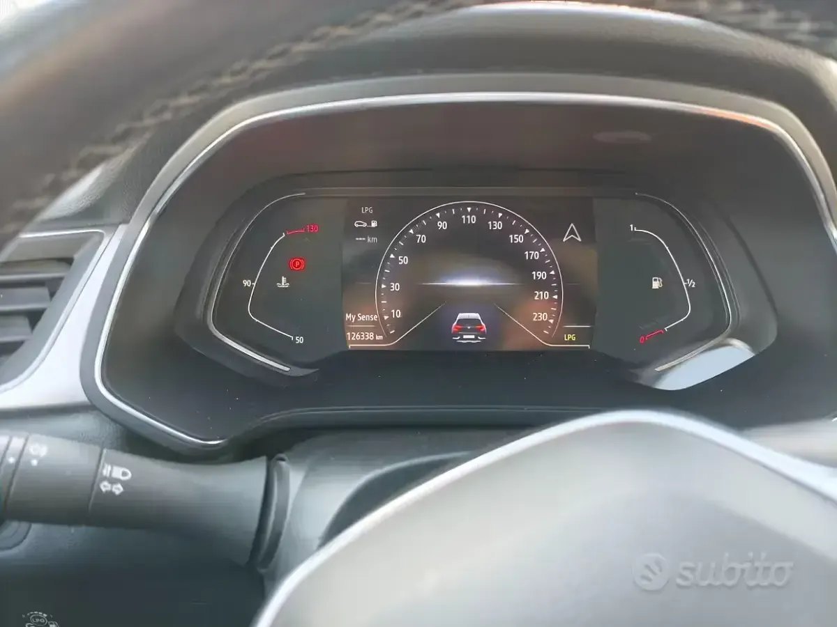 Usata Renault Captur Intens 101 CV (74 kW) 2022 Nero SUV