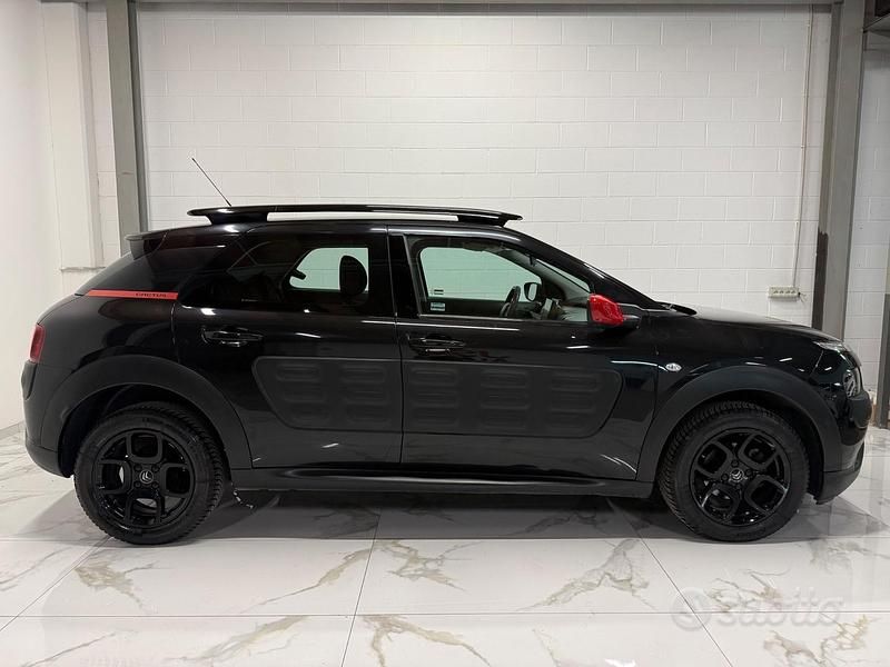 Usata Citroën C4 PureTech 82 CV (60 kW) 2016 Nero Berlina