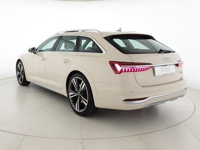 Usata Audi A6 Ambiente 340 CV (250 kW) 2024 Colore carrozzeria personalizzato audi exclusive Station wagon