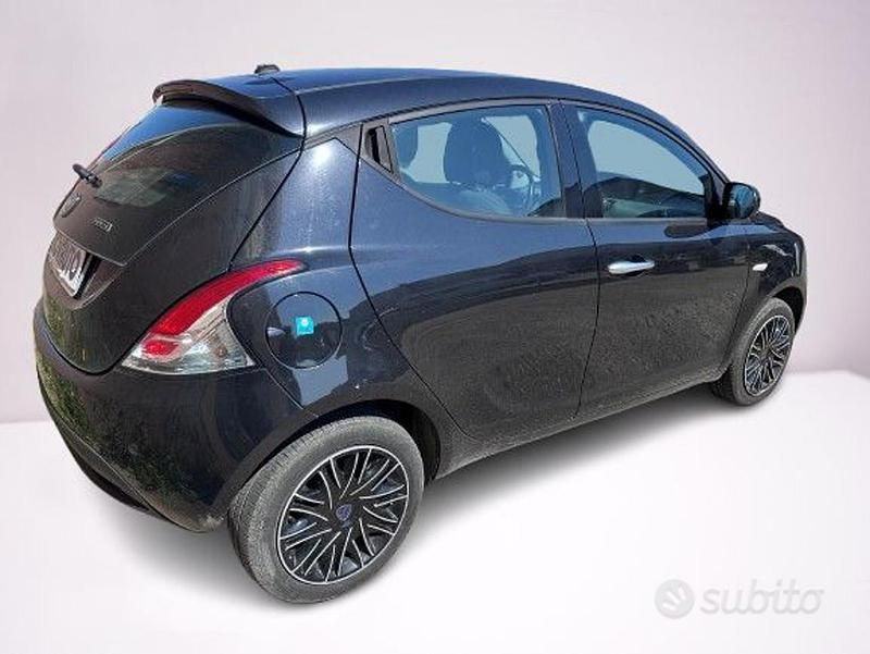 Usata Lancia Ypsilon S 69 CV (50 kW) 2023 Nero Utilitaria