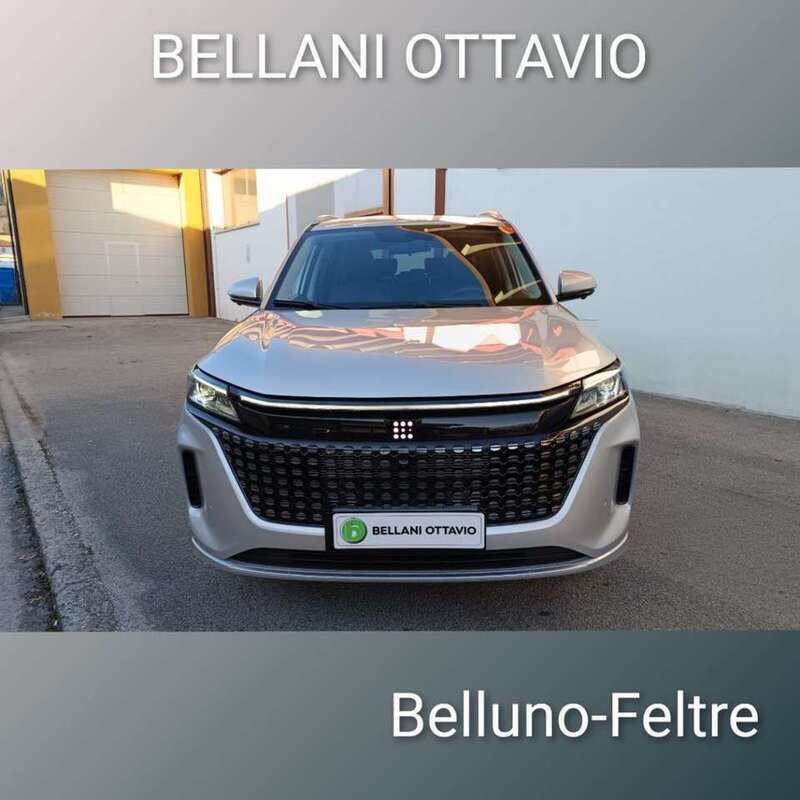 Nuova DFSK E5 184 CV (135 kW) 2025 Argento brillante SUV