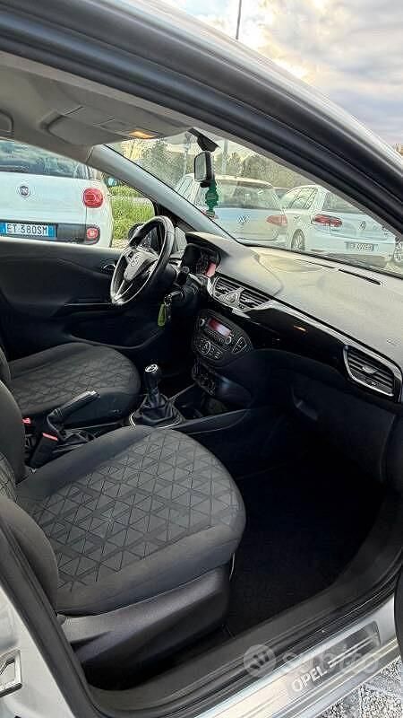 Usata Opel Corsa 75 CV (55 kW) 2019 Other Utilitaria