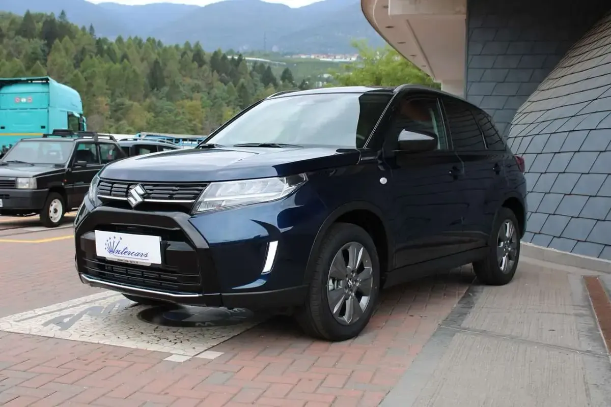 Nuova Suzuki Vitara Cool 110 CV (80 kW) 2026 Blu/azzurro SUV