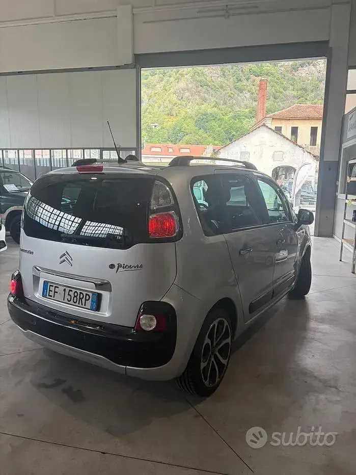 Usata Citroën C3 Picasso Exclusive 111 CV (81 kW) 2010 Grigio Monovolume