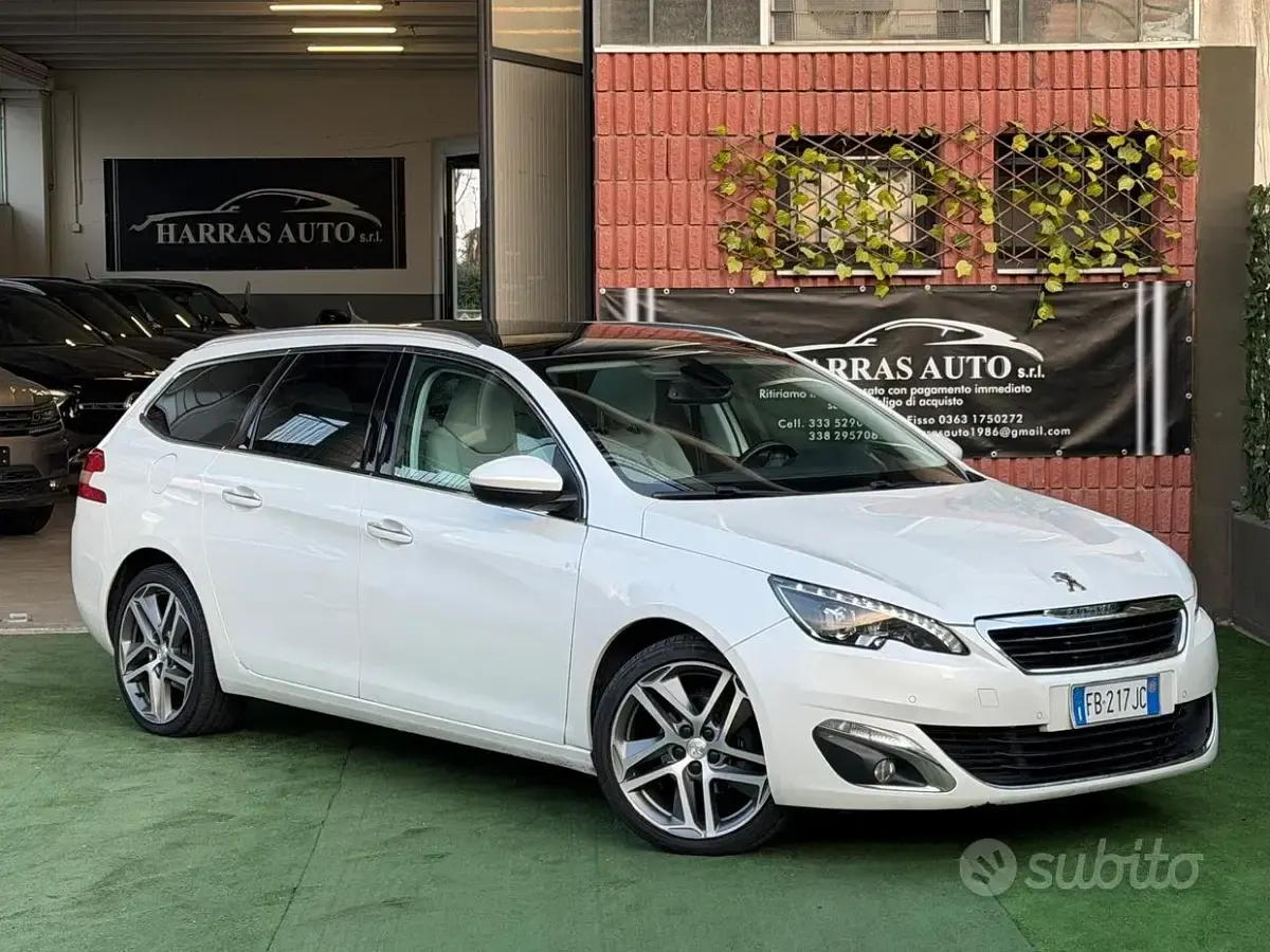 Usata Peugeot 308 GT-line 120 CV (88 kW) 2016 Bianco Berlina