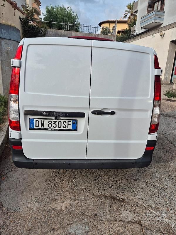 Usata Mercedes Vito 150 CV (110 kW) 2009 Bianco Furgone