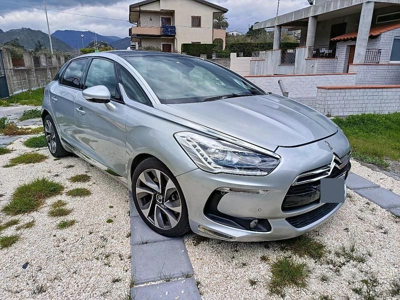 Usata Citroën DS5 163 CV (119 kW) 2012 Grigio Utilitaria