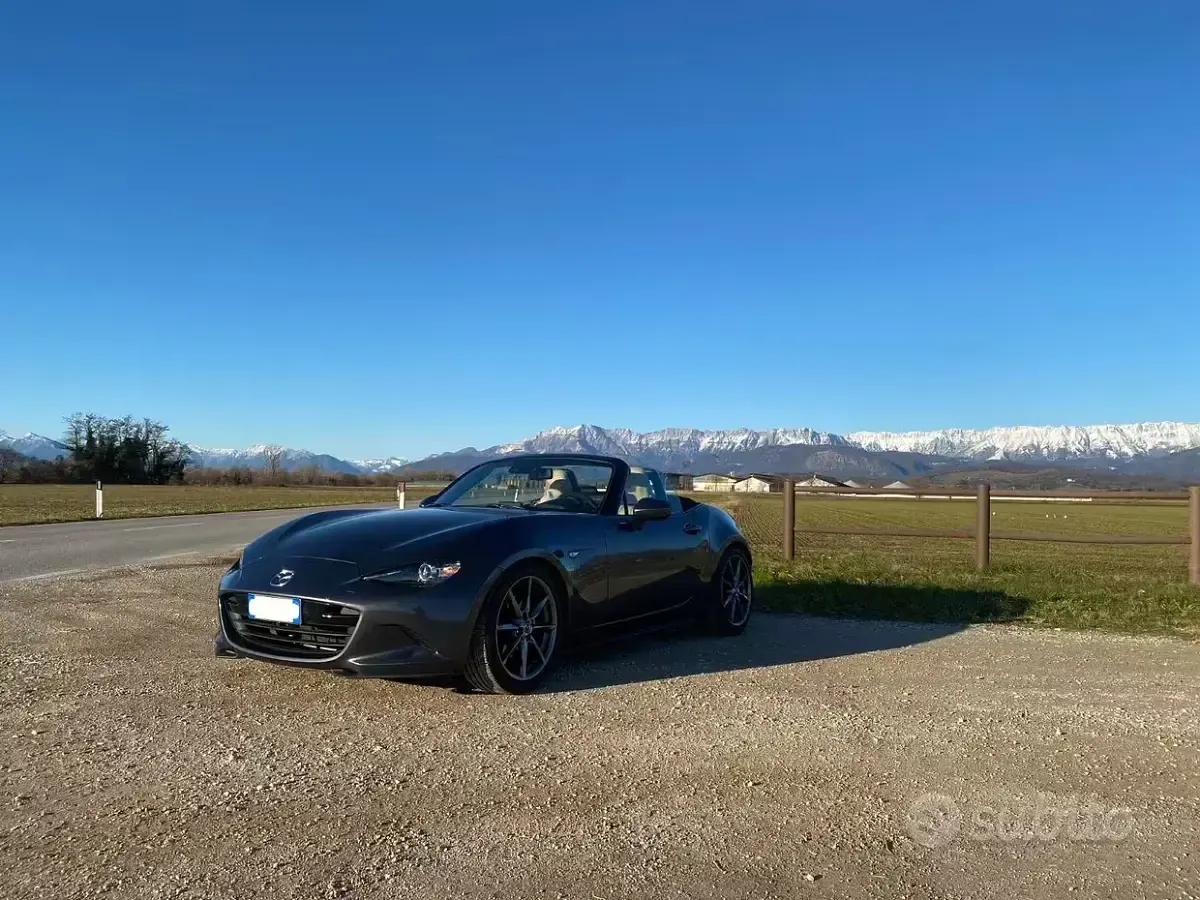 Usata Mazda MX5 Edition 160 CV (117 kW) 2018 Grigio Cabrio