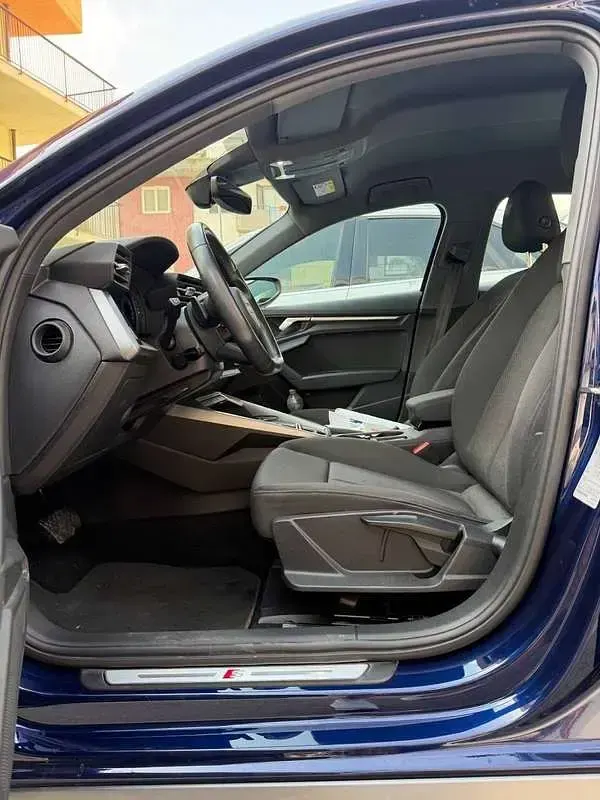 Usata Audi A3 Advanced 150 CV (110 kW) 2022 Blu/azzurro Berlina