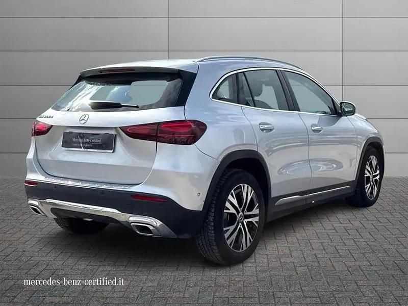 Usata Mercedes GLA200 Advanced Plus 150 CV (110 kW) 2023 Nero SUV
