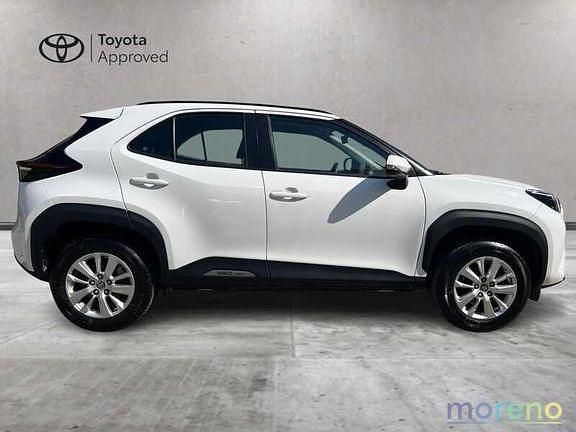 Usata Toyota Yaris Hybrid Active 116 CV (85 kW) 2023 Bianco Pick-up