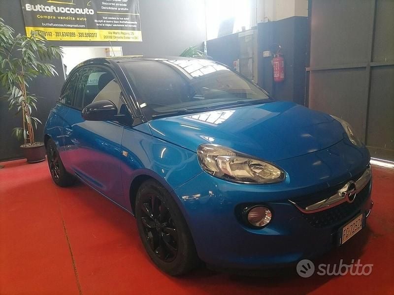 Usata Opel Adam Rocks Rocks 70 CV (51 kW) 2017 Blu Utilitaria