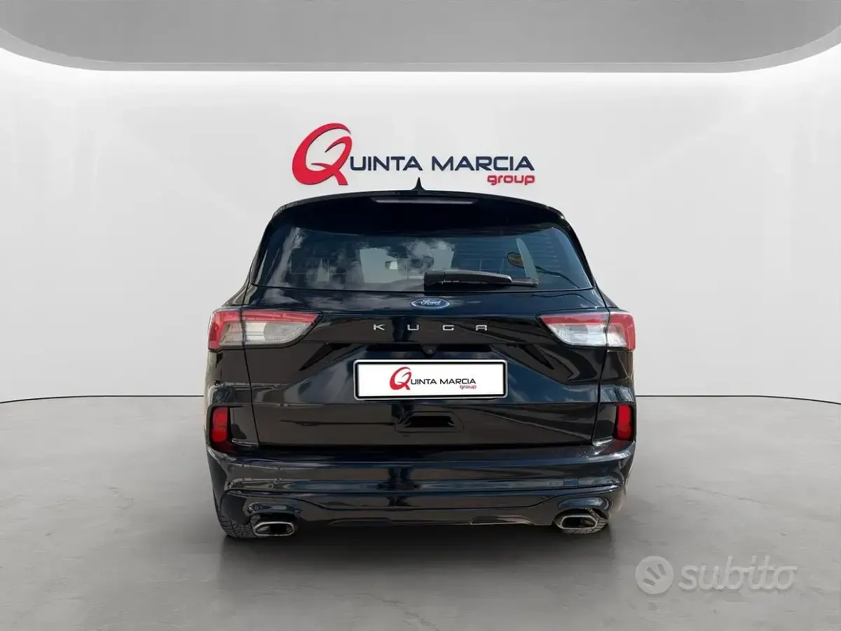 Usata Ford Kuga ST-Line 120 CV (88 kW) 2022 Nero SUV