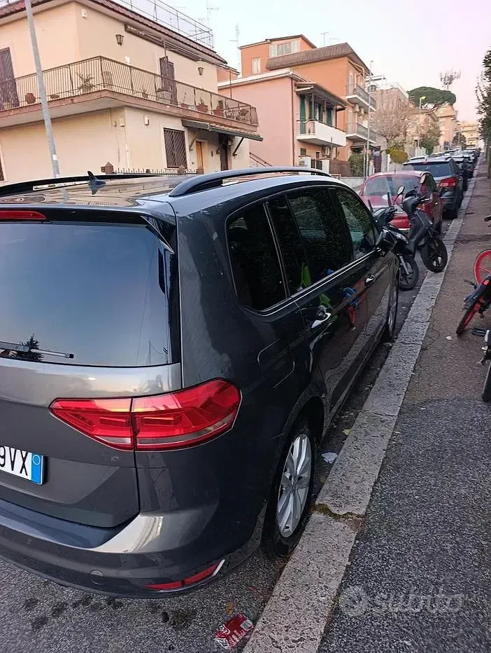 Usata VW Touran 102 CV (75 kW) 2018 Grigio Monovolume