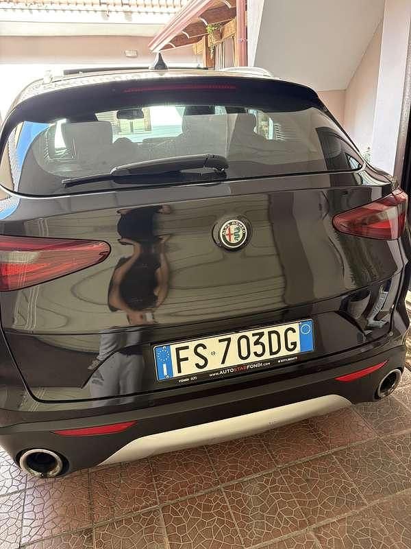 Usata Alfa Romeo Stelvio 209 CV (153 kW) 2018 SUV