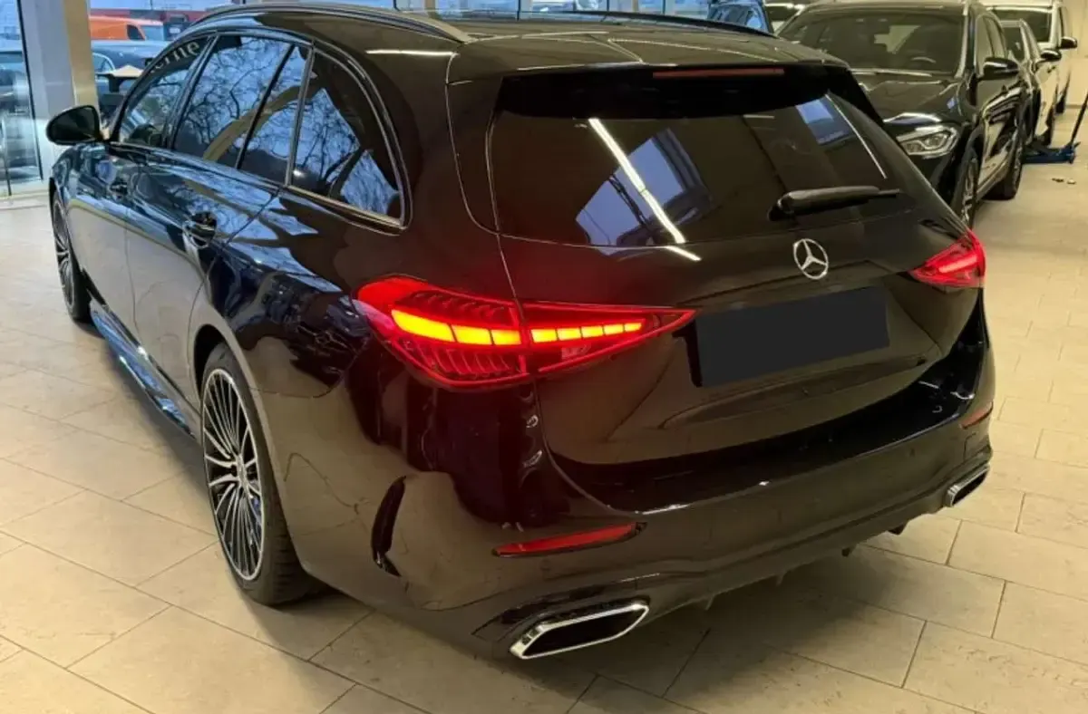 Usata Mercedes C200 Advanced Plus 163 CV (119 kW) 2024 Nero SUV