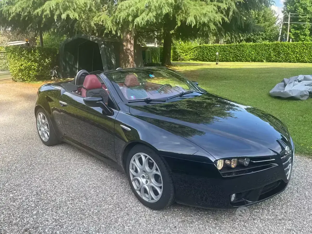 Usata Alfa Romeo Spider 185 CV (136 kW) 2006 Nero Cabrio