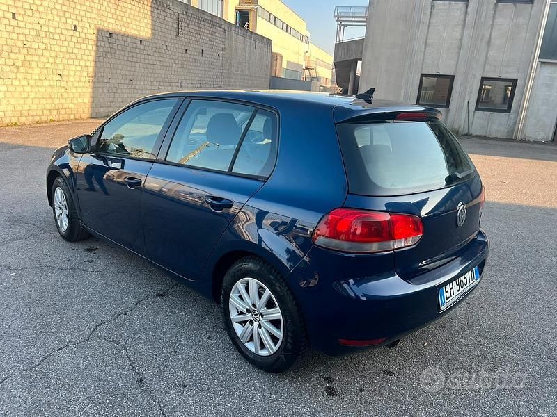 Usata VW Golf VI 2011 Blu Utilitaria