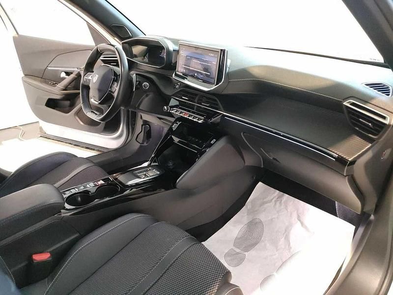 Usata Peugeot 2008 GT 131 CV (96 kW) 2024 Grigio SUV