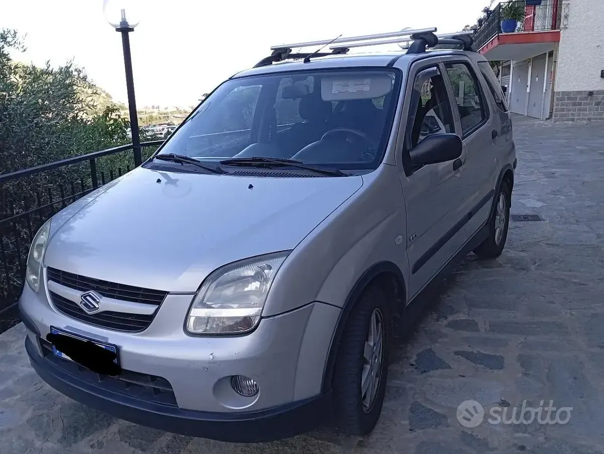 Usata Suzuki Ignis 2004 Grigio Utilitaria