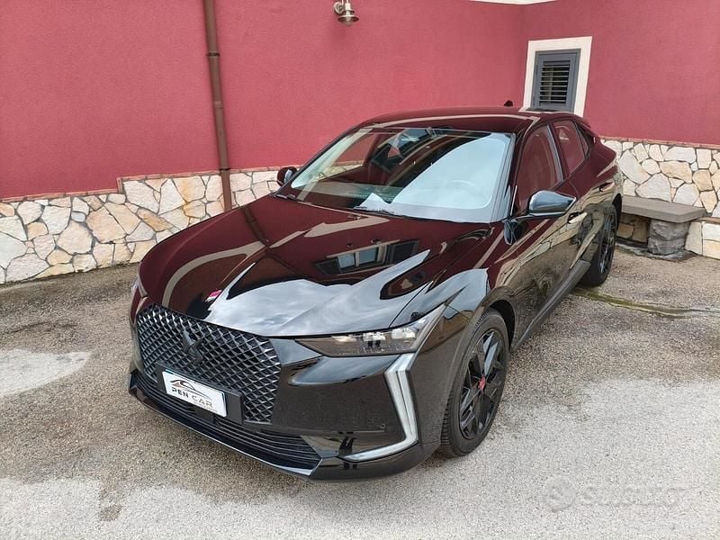 Gebraucht DS Automobiles DS4 Performance Line Plus 131 PS (96 kW) 2022 Schwarz SUV