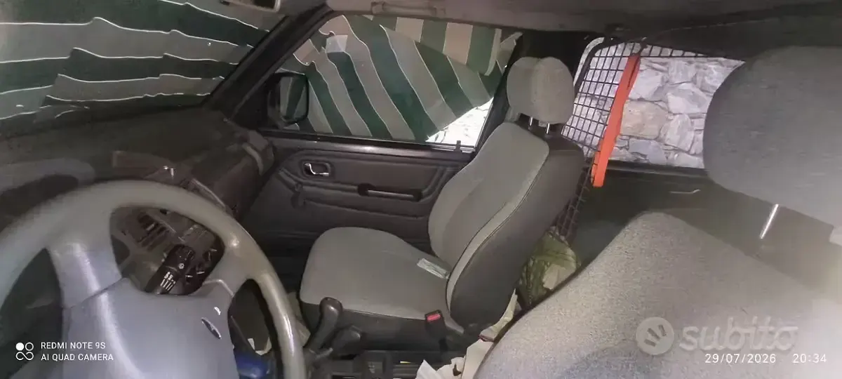 Usata Mitsubishi Pajero 84 CV (61 kW) 1992 Grigio SUV