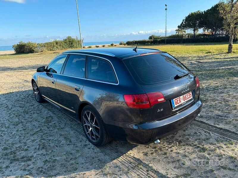 Usata Audi A6 224 CV (164 kW) 2005 Blu Station wagon