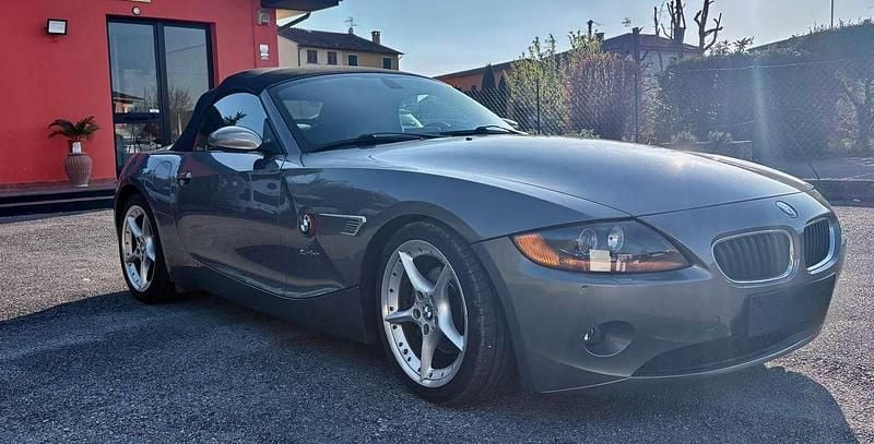 Usata BMW Z4 231 CV (169 kW) 2003 Space grey metallic Cabrio