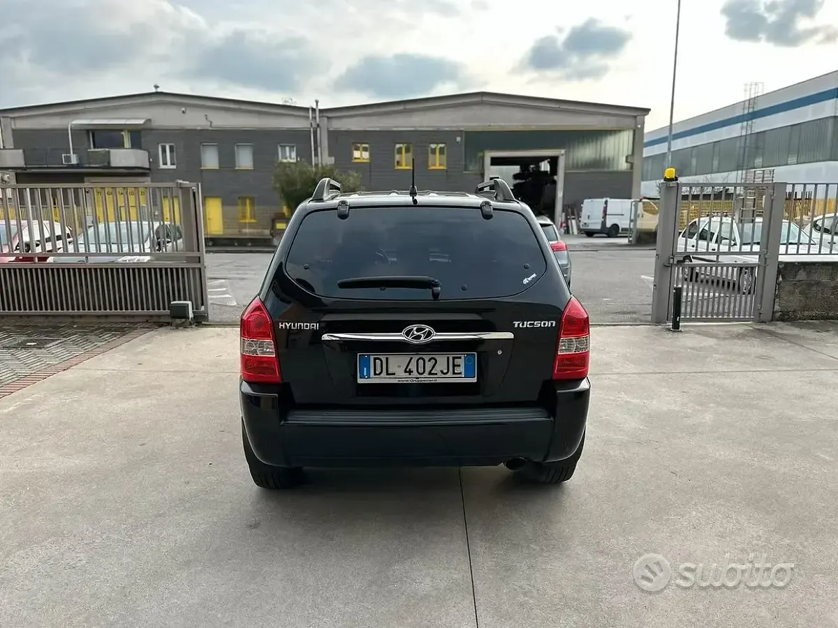Usata Hyundai Tucson 141 CV (103 kW) 2007 Nero SUV