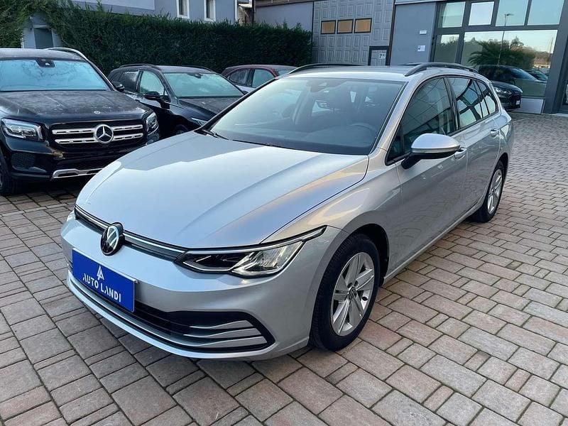 Grigio Usata 2021 VW Golf VIII Highline Station wagon | 13.500 € (Ottimo prezzo) - Immagine 1/4
