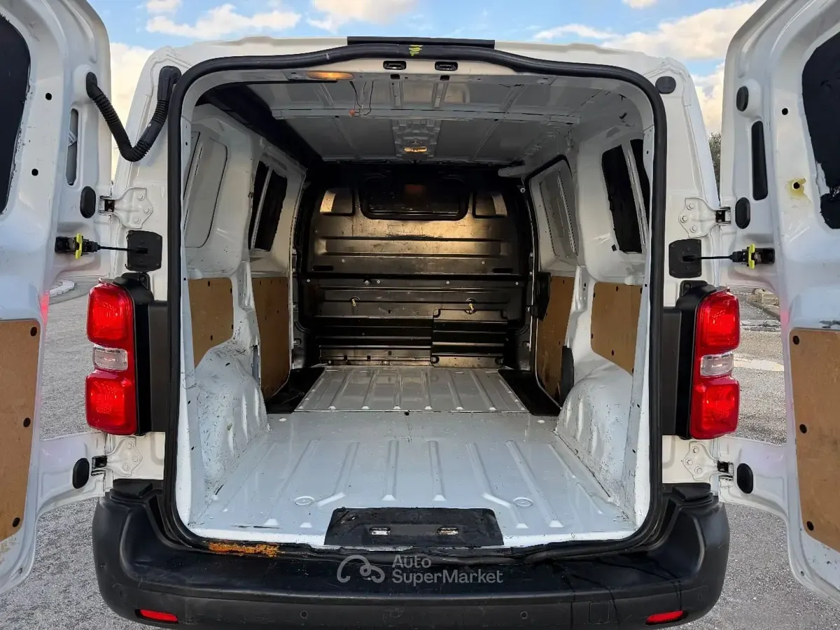 Usata Citroën Jumpy 122 CV (89 kW) 2017 Bianco Monovolume