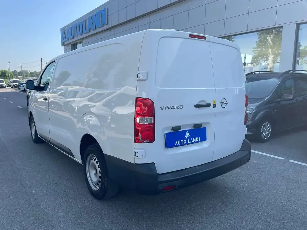 Usata Opel Vivaro-e Combi Enjoy 102 CV (75 kW) 2023 Bianco Monovolume
