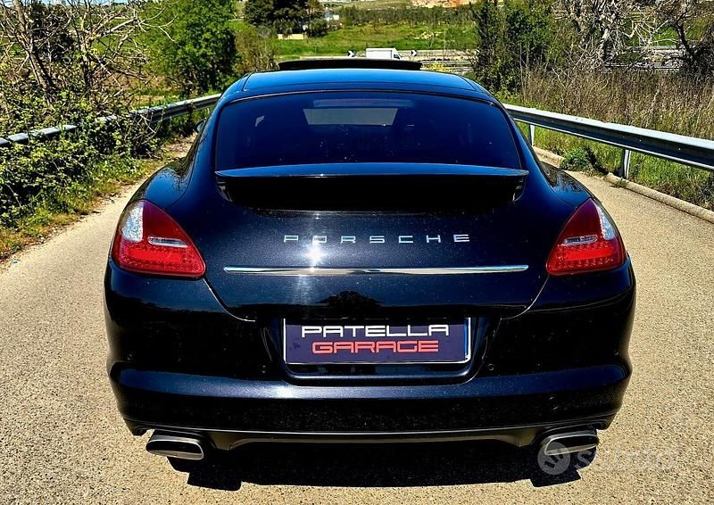 Usata Porsche Panamera Platinum Edition 250 CV (183 kW) 2012 Nero Utilitaria