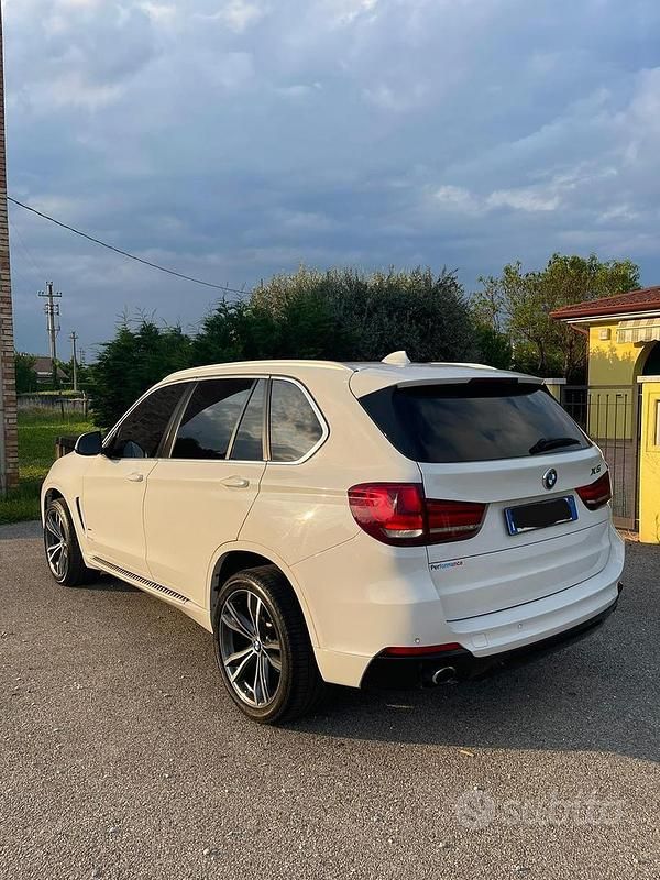 Usata BMW X5 218 CV (160 kW) 2015 Bianco SUV