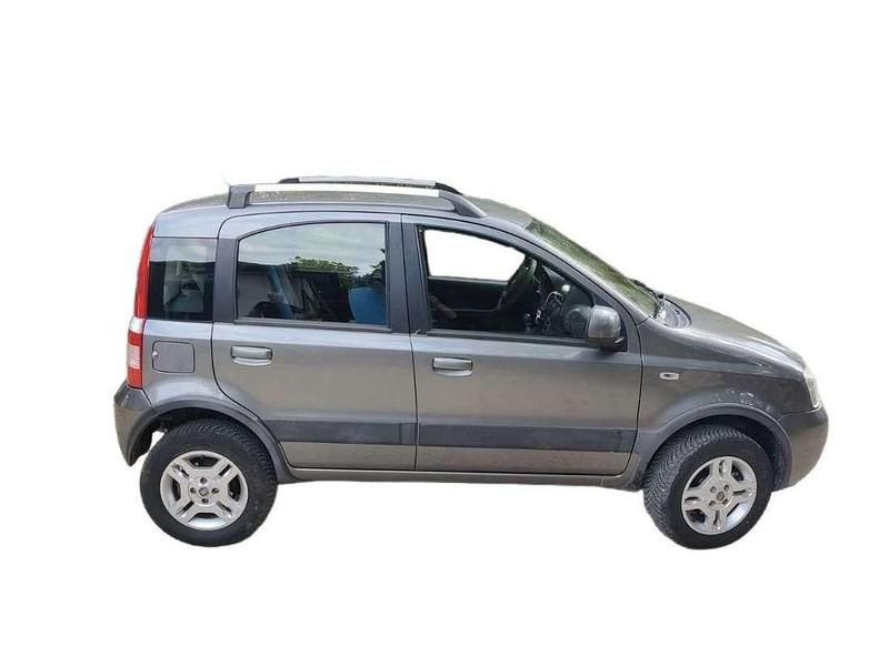 Usata Fiat Panda 4x4 69 CV (50 kW) 2012 Utilitaria