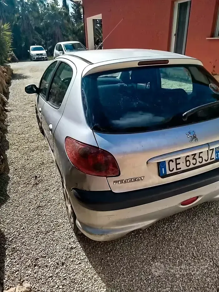 Usata Peugeot 206 68 CV (50 kW) 2006 Grigio Berlina