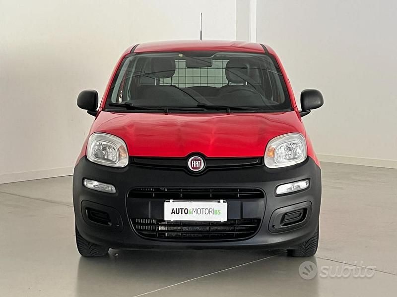 Usata Fiat Panda Pop 80 CV (58 kW) 2017 Rosso Utilitaria