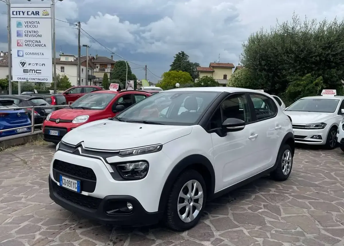 Gebraucht Citroën C3 Feel 102 PS (75 kW) 2020 Weiß Kleinwagen