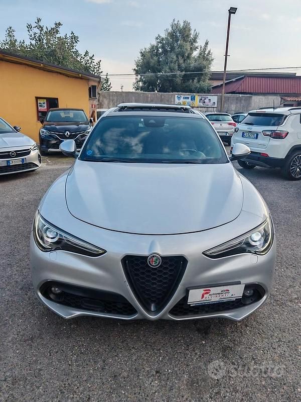Usata Alfa Romeo Stelvio Veloce 210 CV (154 kW) 2020 Grigio SUV